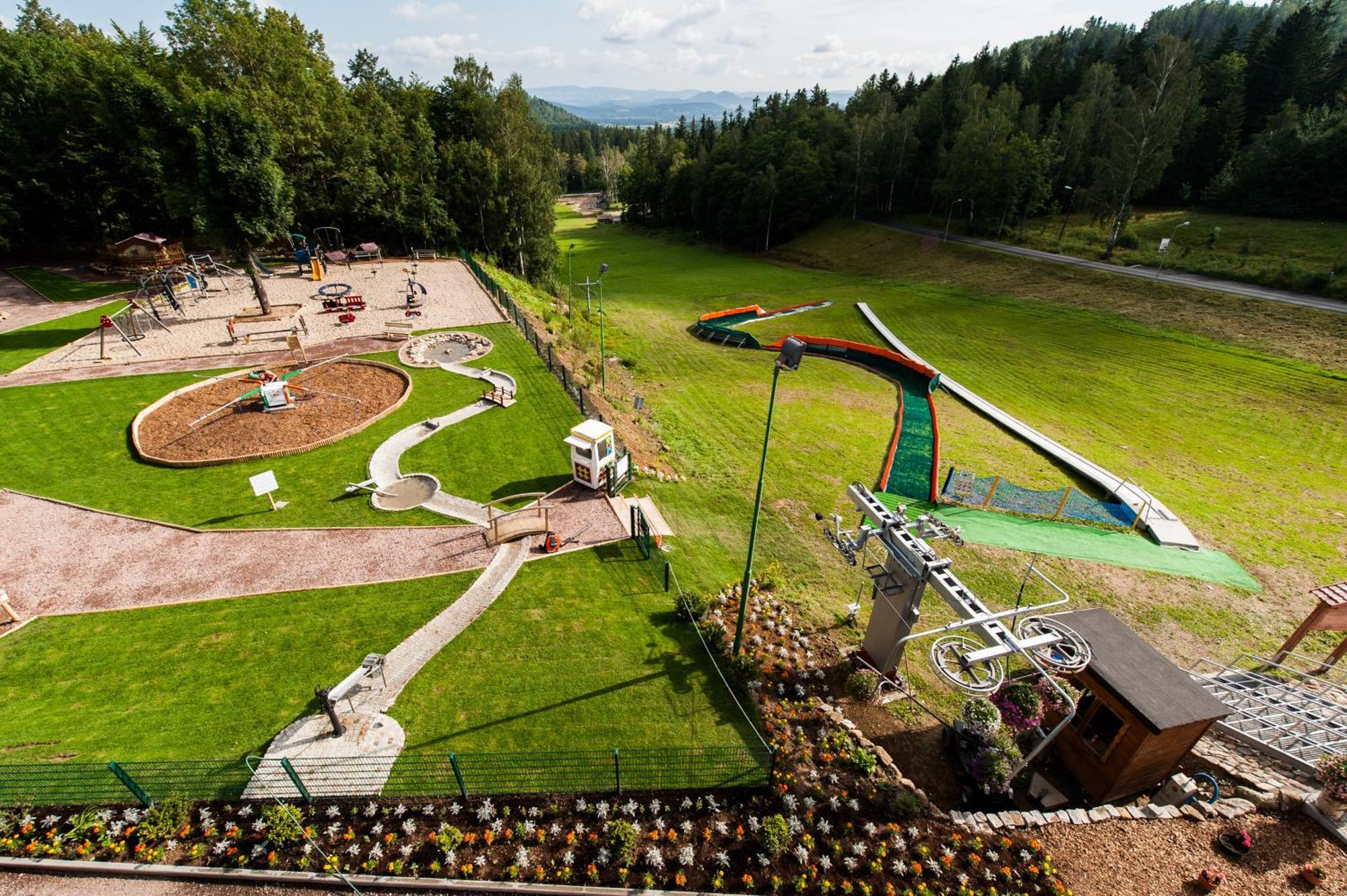Przystanek Bavaria - Sauny, Parking Oraz Wstep Do Parku Bajek W Cenie! Karpacz Kültér fotó
